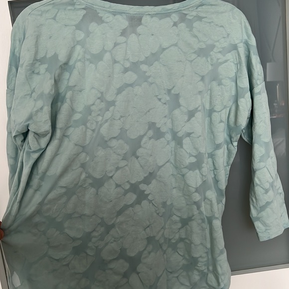 🔺SOLD🔺Babaton long sleeve top - Picture 8 of 8